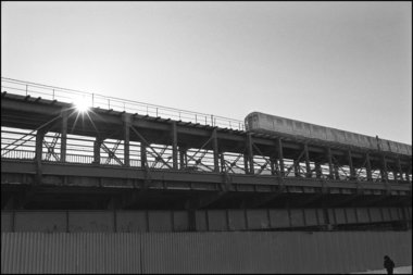 Train on the El