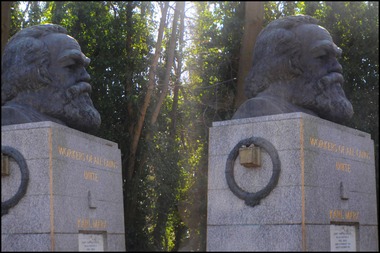 Karl Marx Grave
