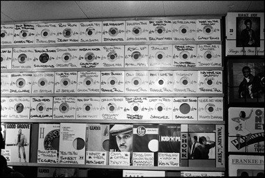 Dub Vendor Record Shop 