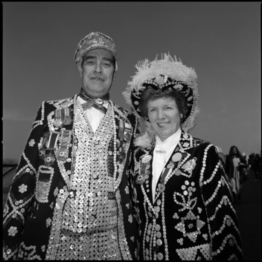 Pearly King & Queen 02